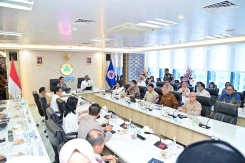 Wakil Presiden Gibaran Pimpin Rapat Koordinasi Penanganan Erupsi Gunung Lewotobi Laki-Laki di BNPB